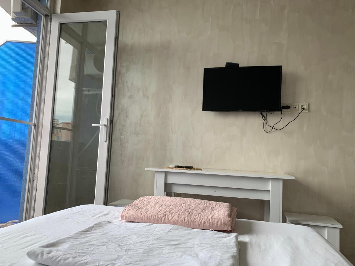 "Студия 24" - Посуточно И Помесячно Batumi Exteriér fotografie